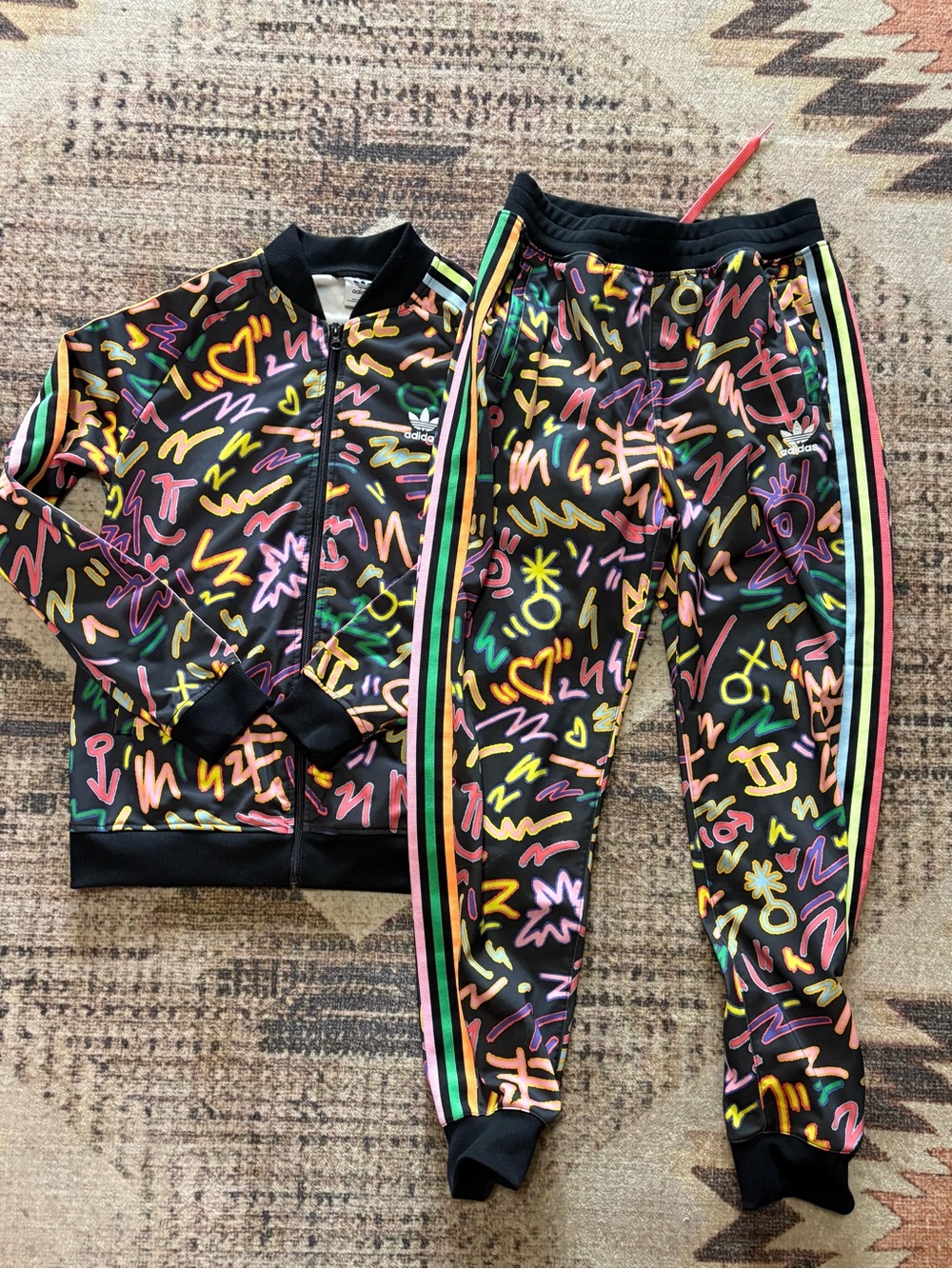 Adidas Originals X Kris Andrew Graffiti Unisex Tracksuit Jacket Size Youth Large